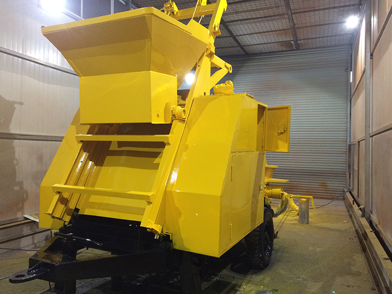 concrete mixer with pump