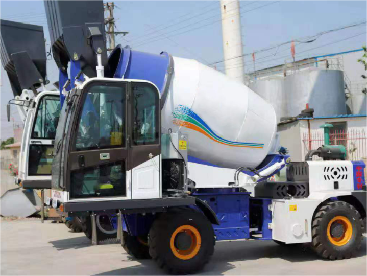 Self Loading Concrete Mixer Truck