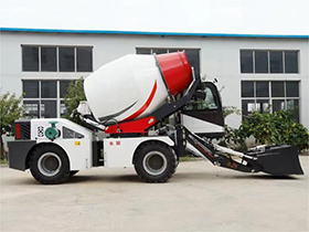 Self Loading Concrete Mixer Truck