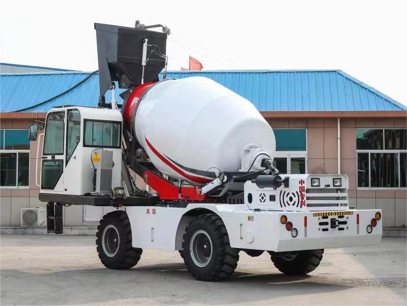 Self Loading Concrete Mixer Truck