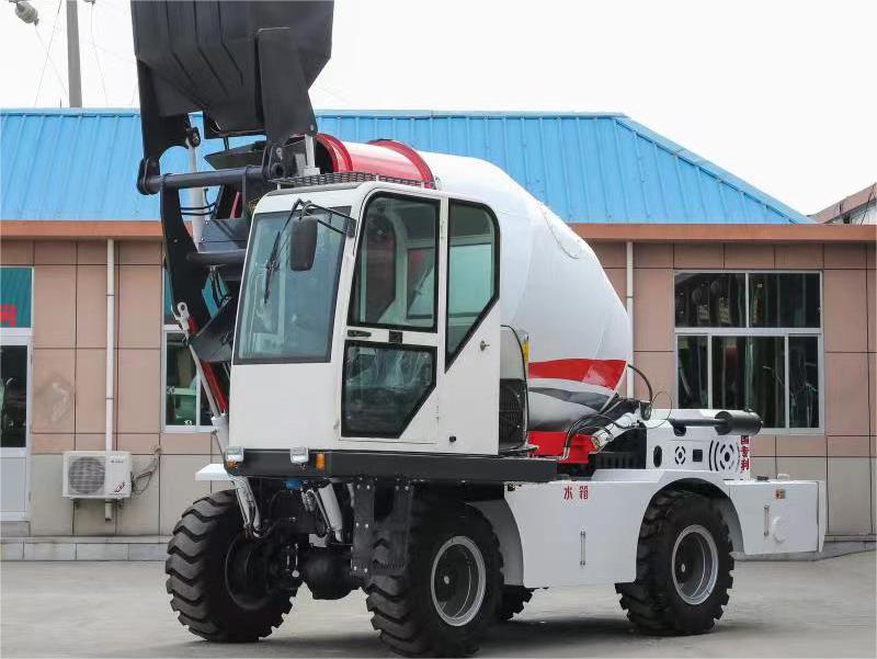 Self Loading Concrete Mixer Truck